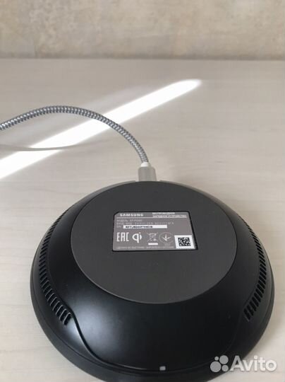 Беспроводное зарядное устройство Samsung EP-PG950