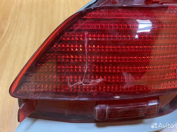 Птф левый в задний бампер на toyota RX 350 Америка