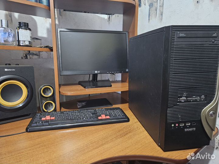 Пк в хорошем состоянии с полным комплектом