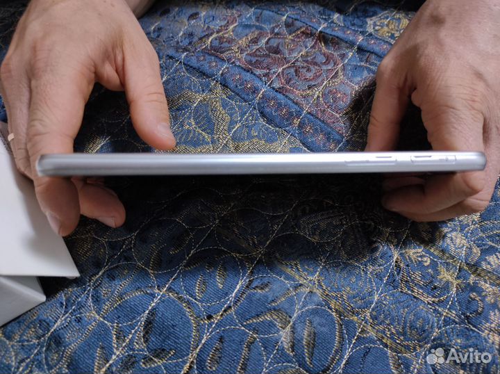 Samsung Galaxy Tab A SM-T285