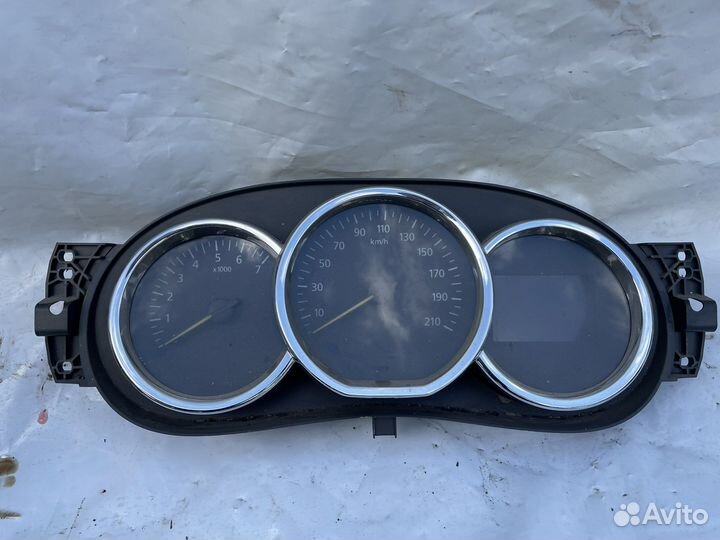 Панель приборов Renault logan 2