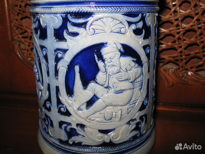 Антиквариат ваза со скульптурой