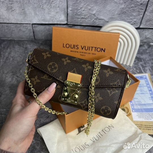 Сумка Louis Vuitton женская