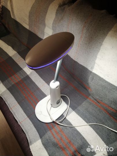 Лампа настольная