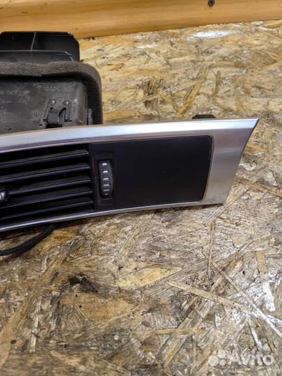 Дефлектор Воздушный Левый Ауди А6 С6 4F1820901D