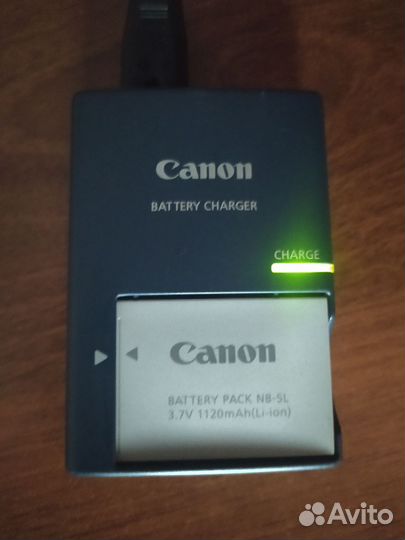 Зарядное для фото Canon с аккумулятором