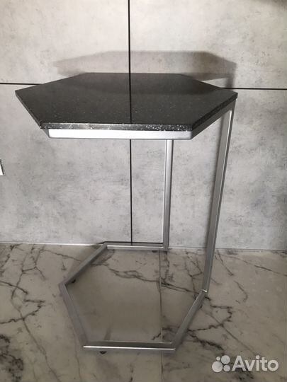 Стол журнальный