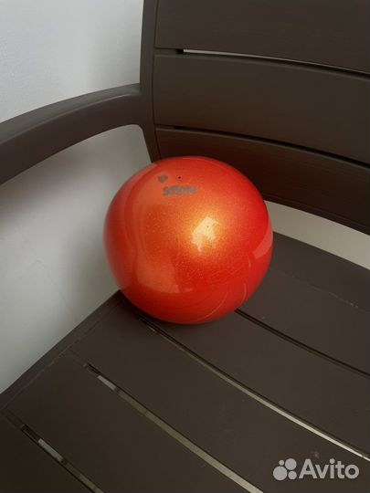 Гимнастический мяч 18,5