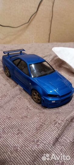 Nissan skyline gtr r34 1:24
