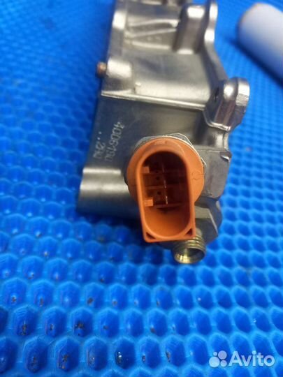 Топливная рампа Skoda Octavia A5 BUD 2011