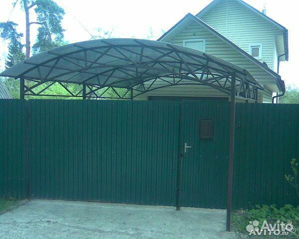 Двор из профнастила фото