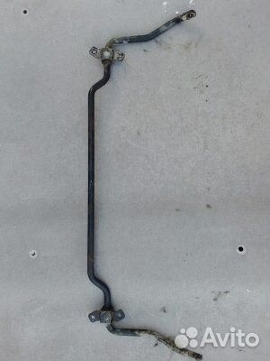 Стабилизатор передний на Рено Дастер