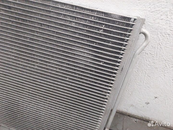 Радиатор кондиционера BMW X5 E70