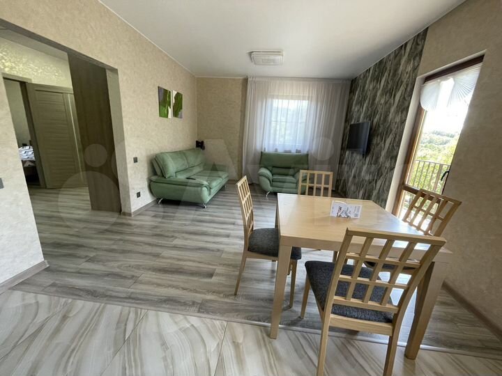 2-к. квартира, 62 м², 3/3 эт.