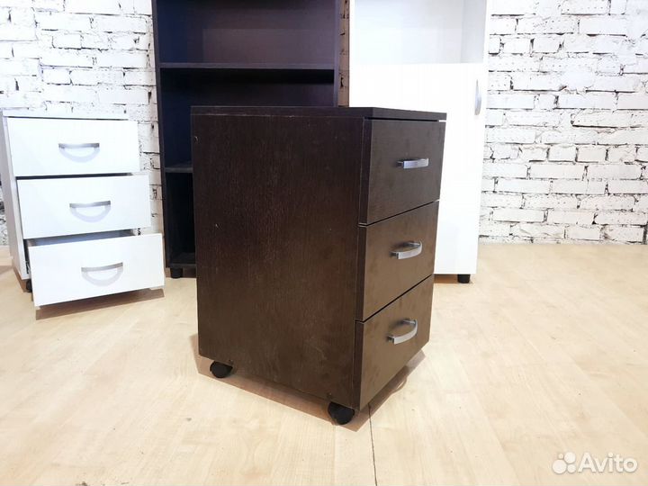 Тумба подкатная