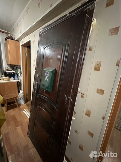 Металлическая дверь бу