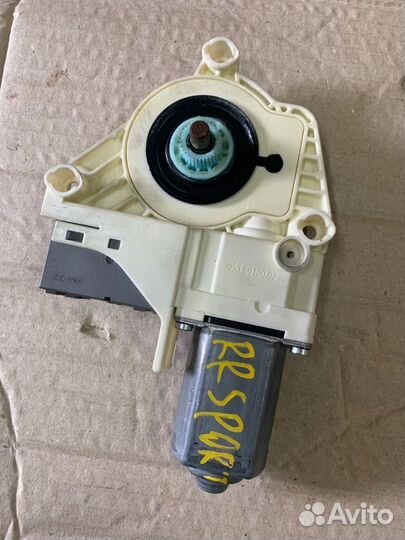 Мотор стеклоподъемника передний левый Land Rover