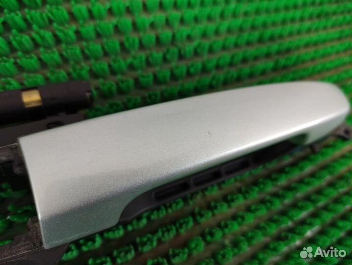 Ручка наружная двери передней правой Toyota RAV4