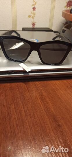 Солнцезащитные очки H&M