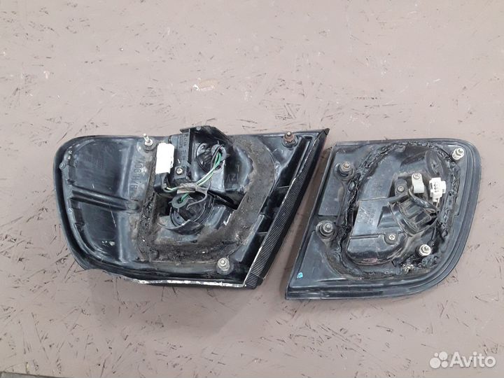 Фонари задние Nissan Almera N15