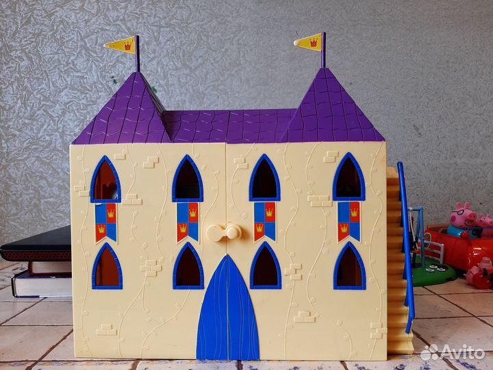 Замок Свинки Пеппы