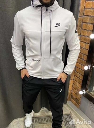 Спортивный костюм Nike