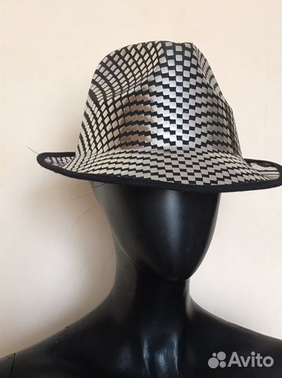 Шляпа для тематических вечеринок (маскарадная)