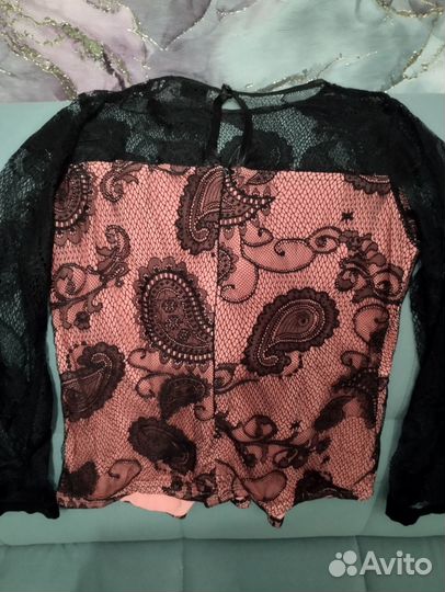 Продаю бу блузку, 40 размер в отличном состоянии