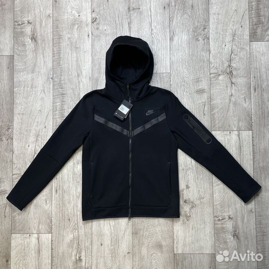 Спортивный костюм Nike Tech Fleece