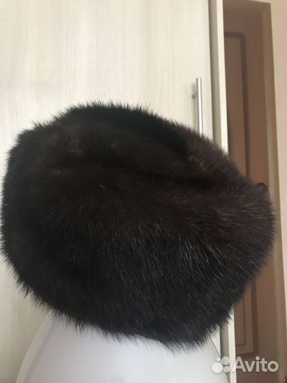 Зимняя женская шапка из норки