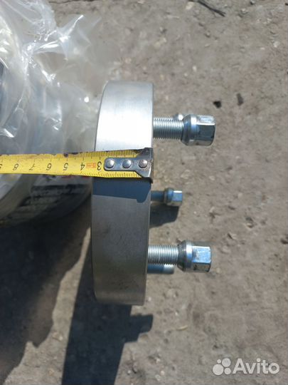 Проставки переходные с 5х139,7 на 5х150 35мм