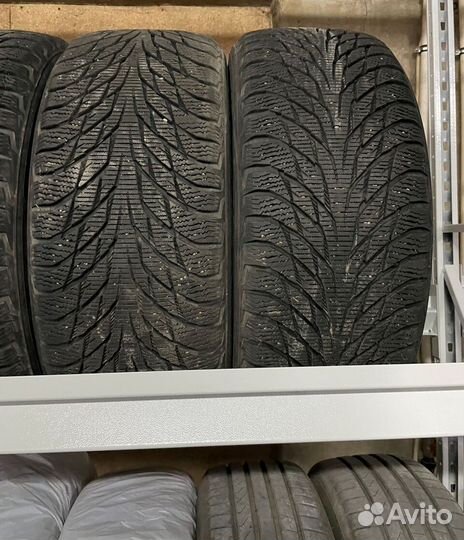 Nokian Tyres Hakkapeliitta R2 235/55 R17 103