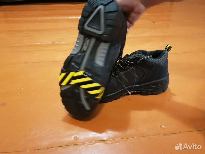 Ботинки safety jogger