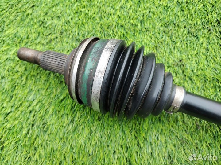 Привод передний правый Lexus Ls600Hl UVF46 2UR-FSE