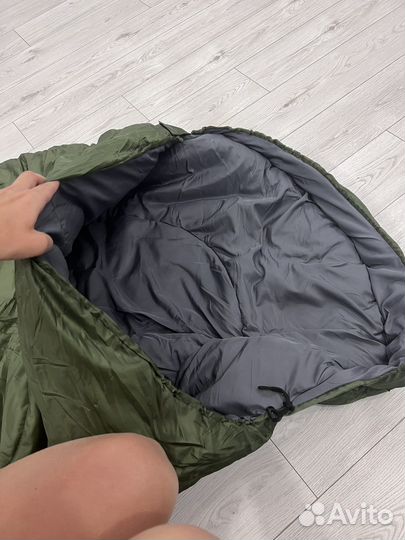 Армейский спальный мешок военный