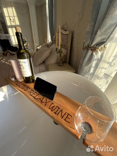 Столик - полка для ванной