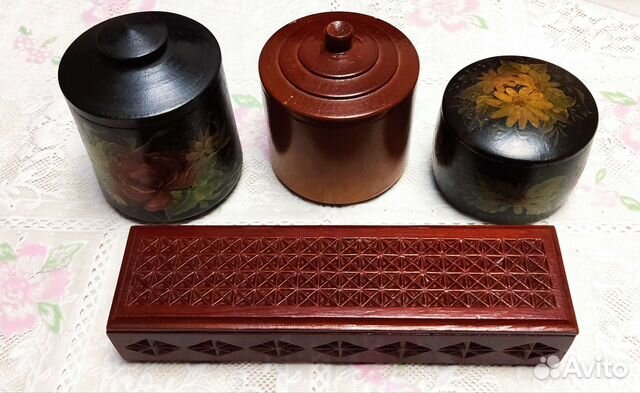 Шкатулки из дерева и. д. р. (разные)