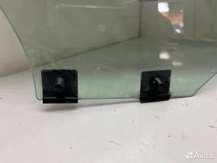 Стекло двери заднее правое Renault Logan 2 K7MA812