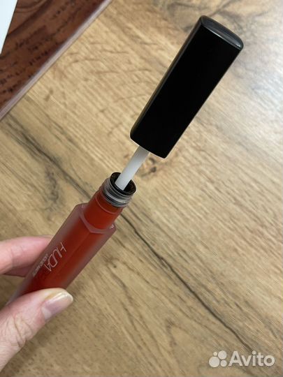 Huda beauty матовая помада