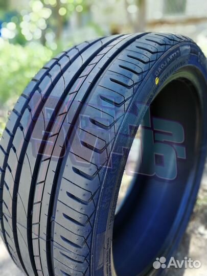 Charmhoo Sports T1 245/40 R19