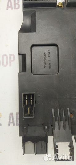 Блок предохранителей Mercedes-Benz Sprinter W901-9