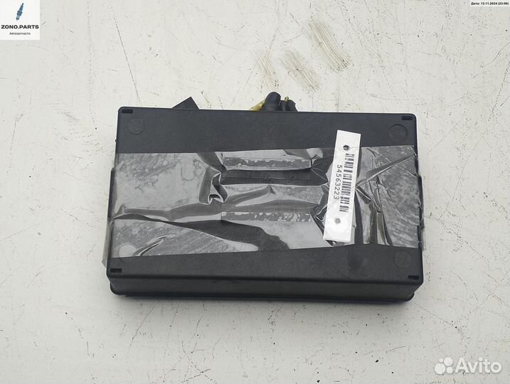 Блок реле 963607980 на Citroen C4 (2004-2010)
