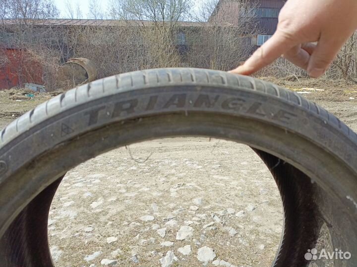 Triangle TH201 Sportex 275/30 R19