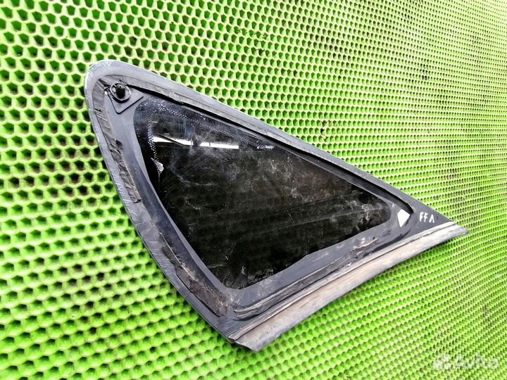 Стекло глухое заднее Форд Focus II 2005-2011