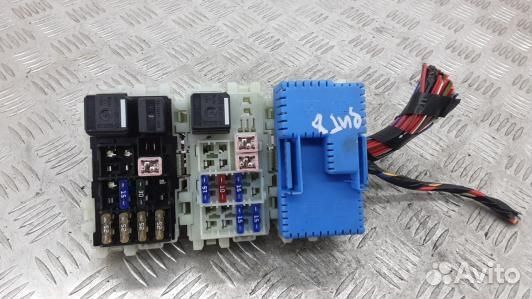 Блок предохранителей volvo V70 3 (94T08M102)