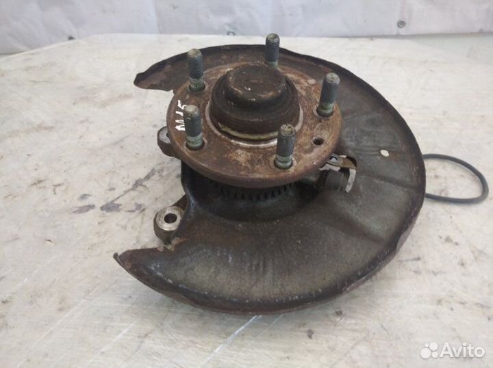 Цапфа (кулак) задняя правая Mazda 6 GG LF 2006