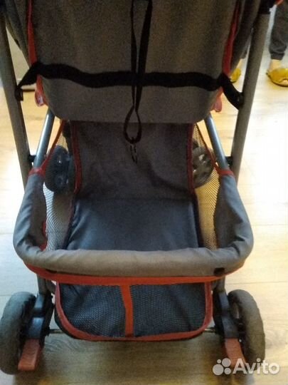 Коляска прогулочная детская 