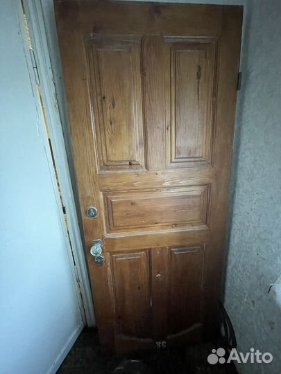 Дверь входная деревянная бу