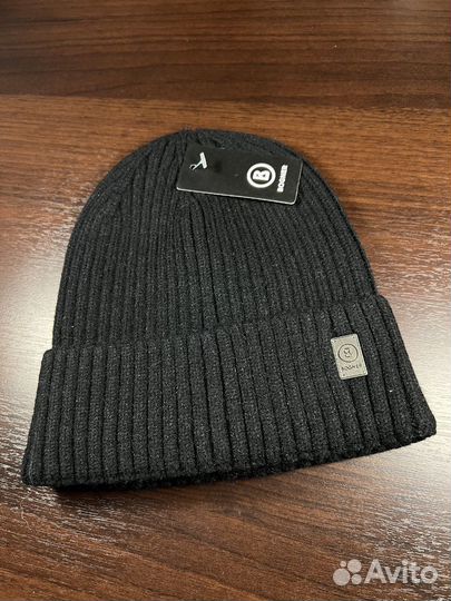 Мужская шапка