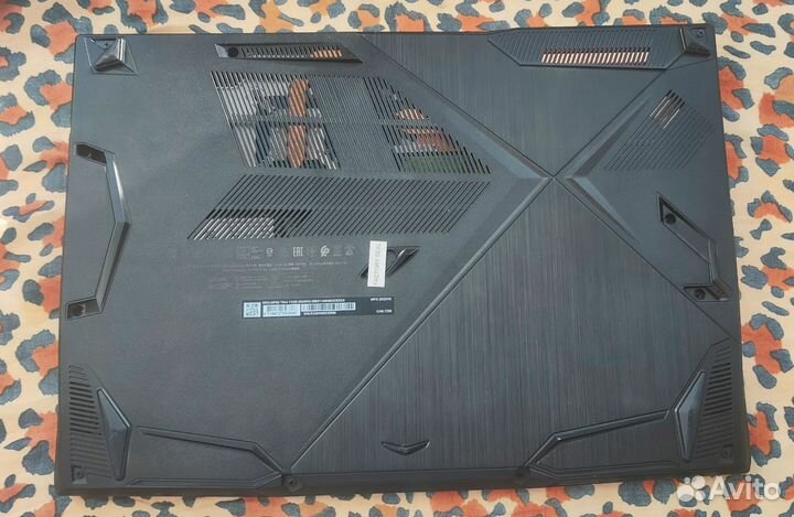 Игровой ноутбук MSI GF63 Thin